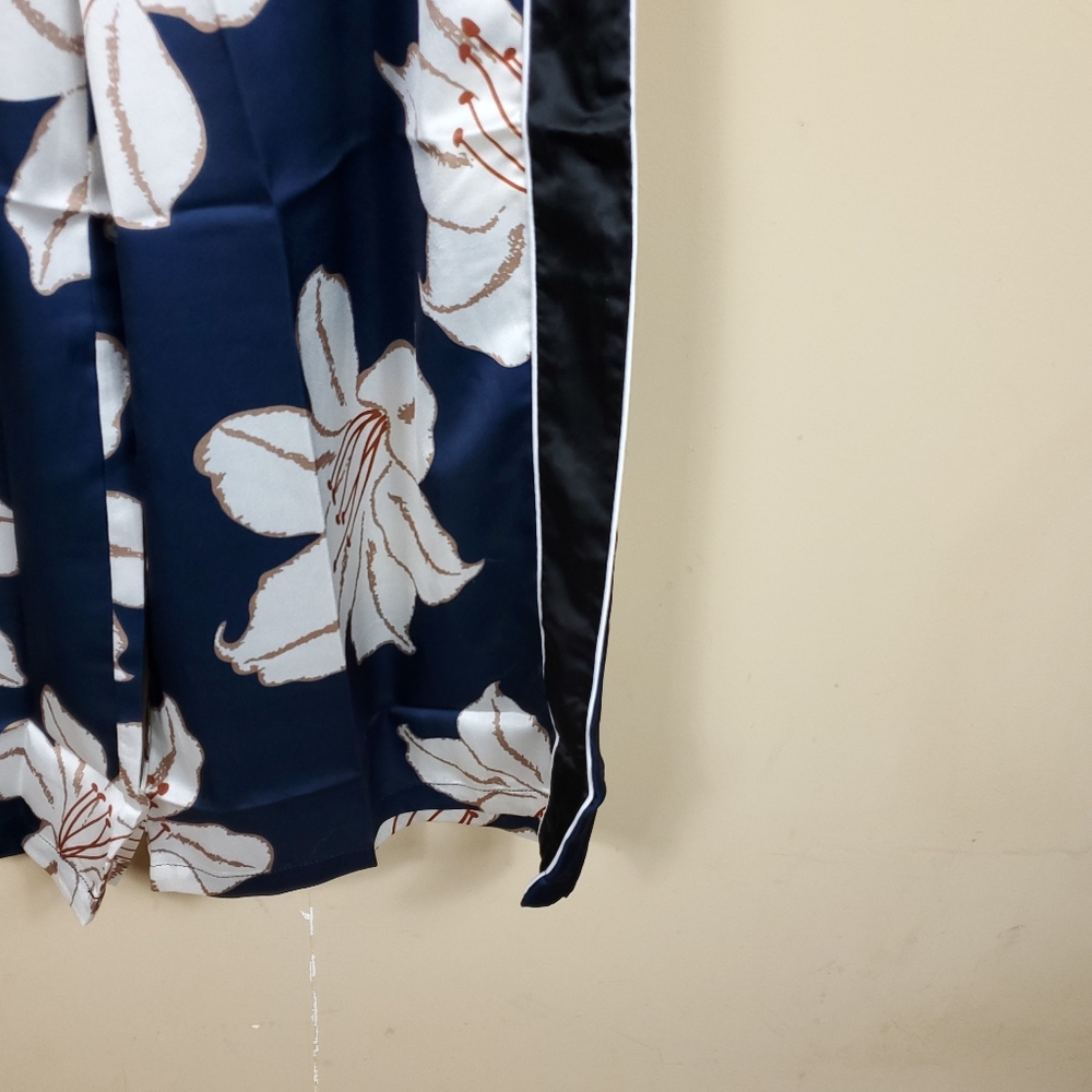 Zhu High Rise Floral Back Zip Pants - Picture 5 of 10